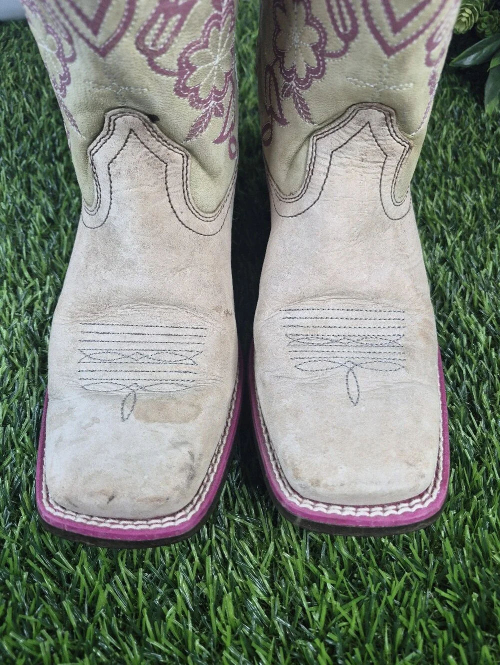 Ariat Women’s Western Cowboy Boots Size 4.5 Tan Pink Floral Leather 10034066